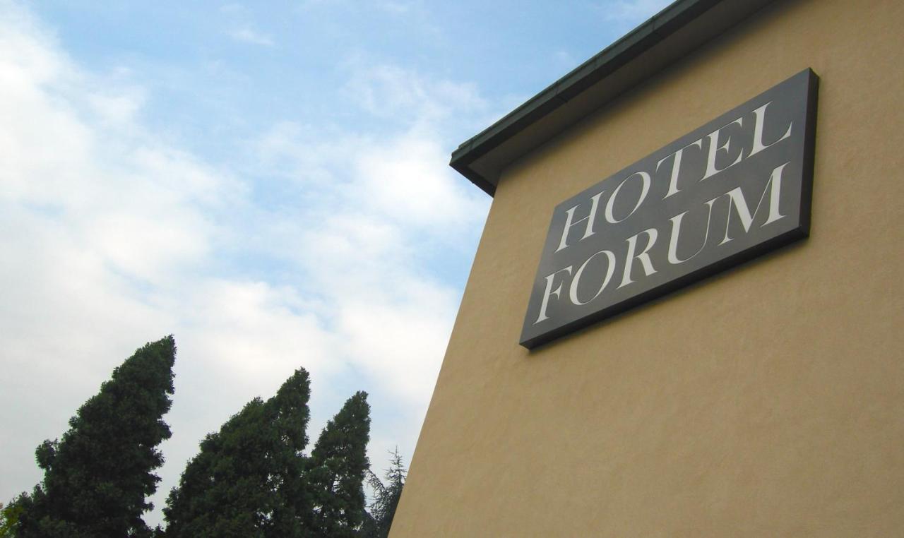 Hotel Forum Rozzano Exterior photo